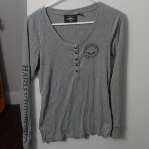 Woman's Harley Davidson shirt